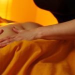 Die Knet-Roll-Massage gegen Cellulite &#8211; Mit Druck und Kneten gegen die kleinen Dellen