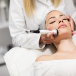 Die professionelle Ausreinigung bei der Kosmetikerin – wie funktioniert das?