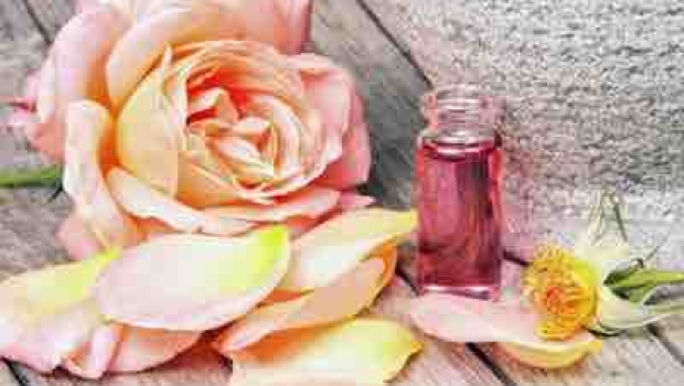 Pflegendes Rosen-Gesichtsöl selber machen – Pflege für die Haut